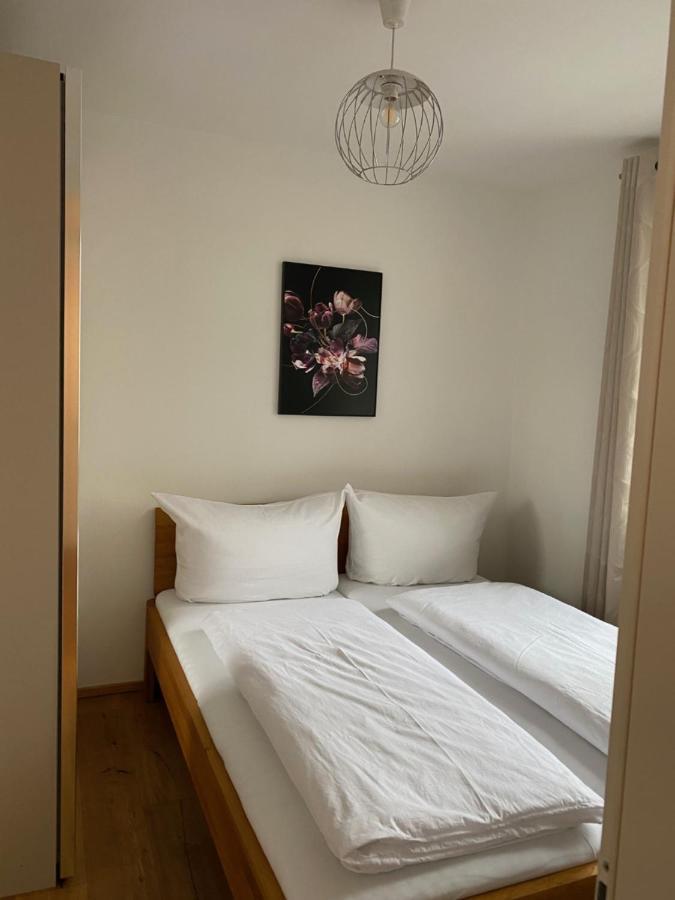 Modern Apartment With Balcony Near City Center Wien Exteriör bild