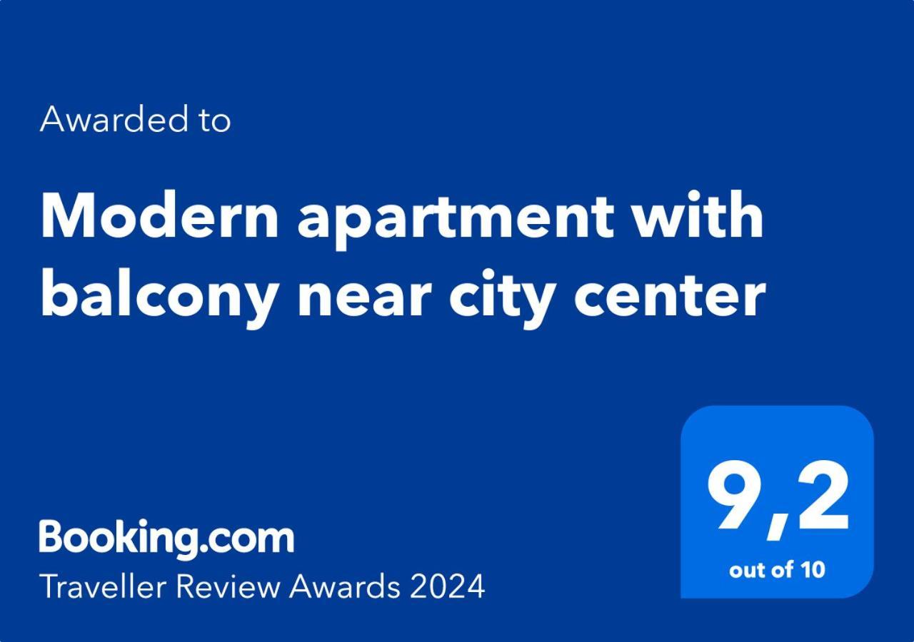 Modern Apartment With Balcony Near City Center Wien Exteriör bild