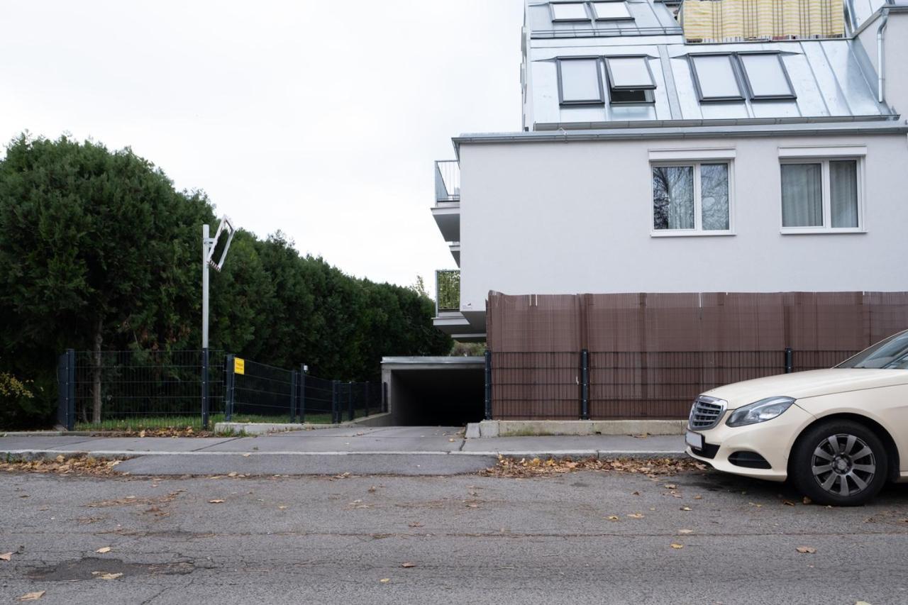 Modern Apartment With Balcony Near City Center Wien Exteriör bild