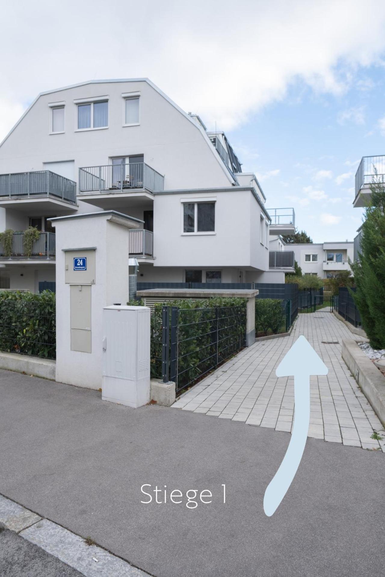 Modern Apartment With Balcony Near City Center Wien Exteriör bild