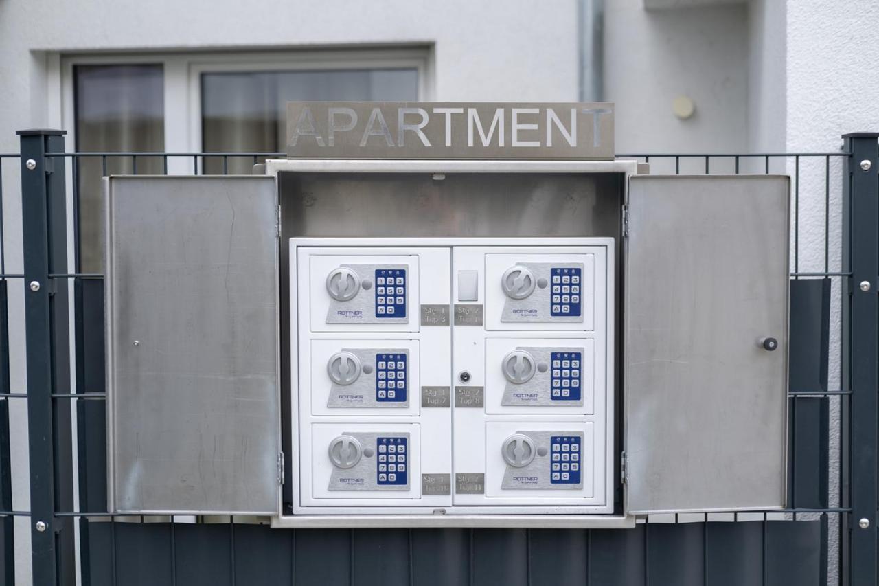 Modern Apartment With Balcony Near City Center Wien Exteriör bild